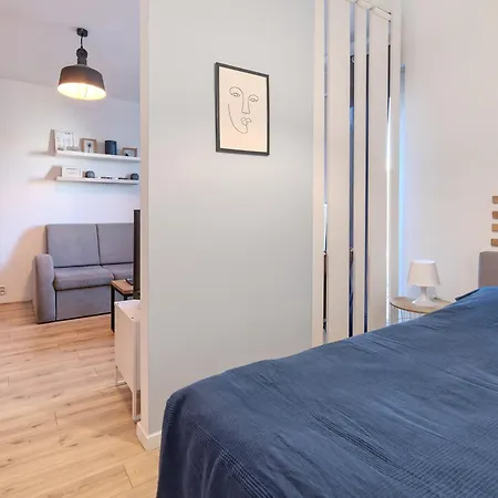 Seaside - Balcony, Workspace, Bus - By Rentujemy Appartement *