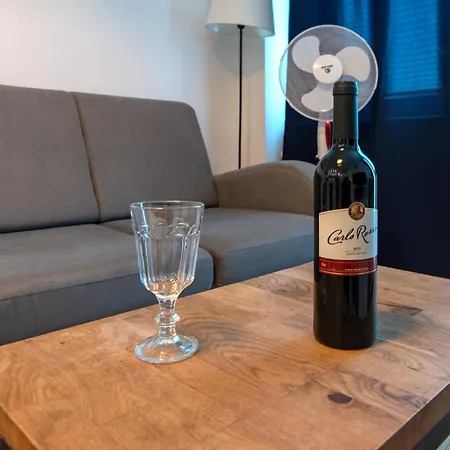 Seaside - Balcony, Workspace, Bus - By Rentujemy Appartement *